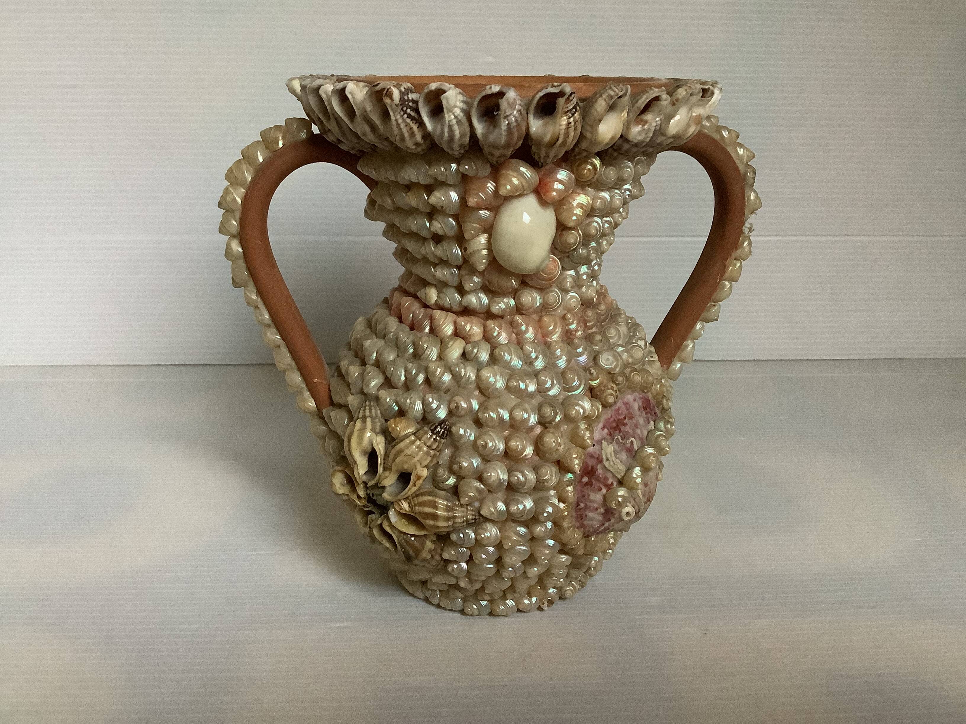 Shell vase folk art