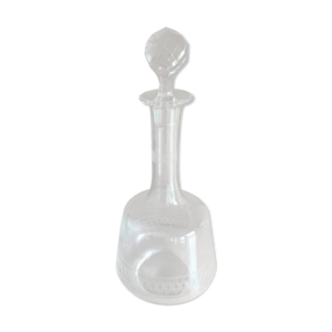 carafe en cristal gravé