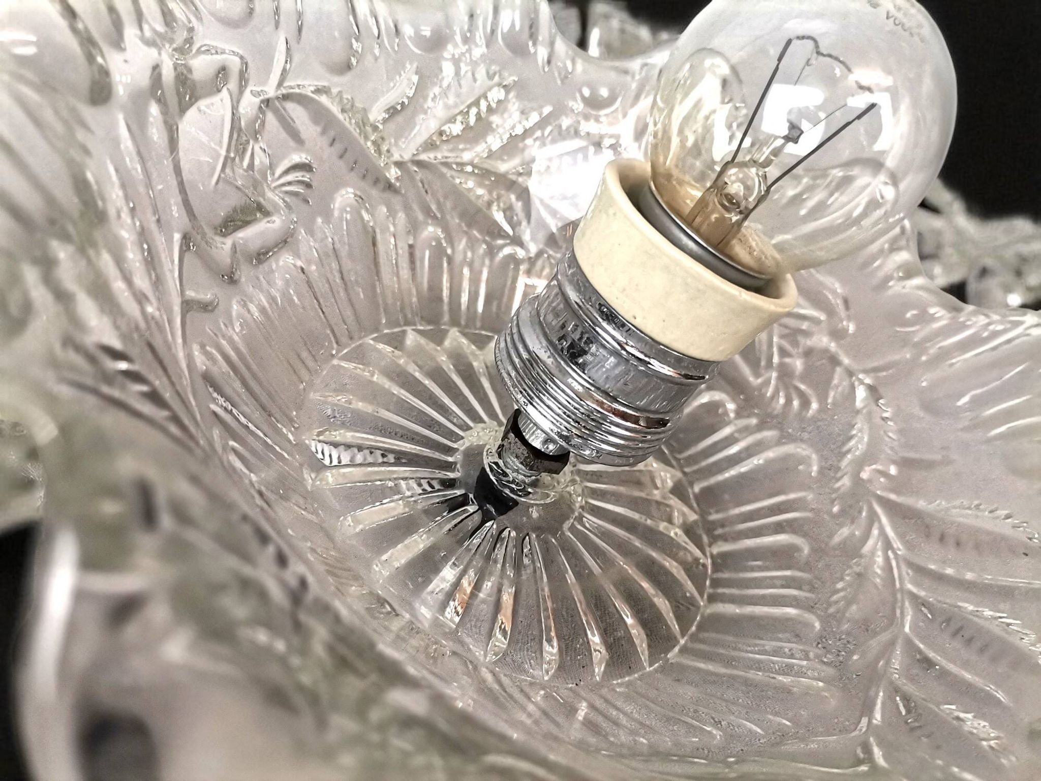 Lampe suspendue en verre de ferme du milieu du siècle