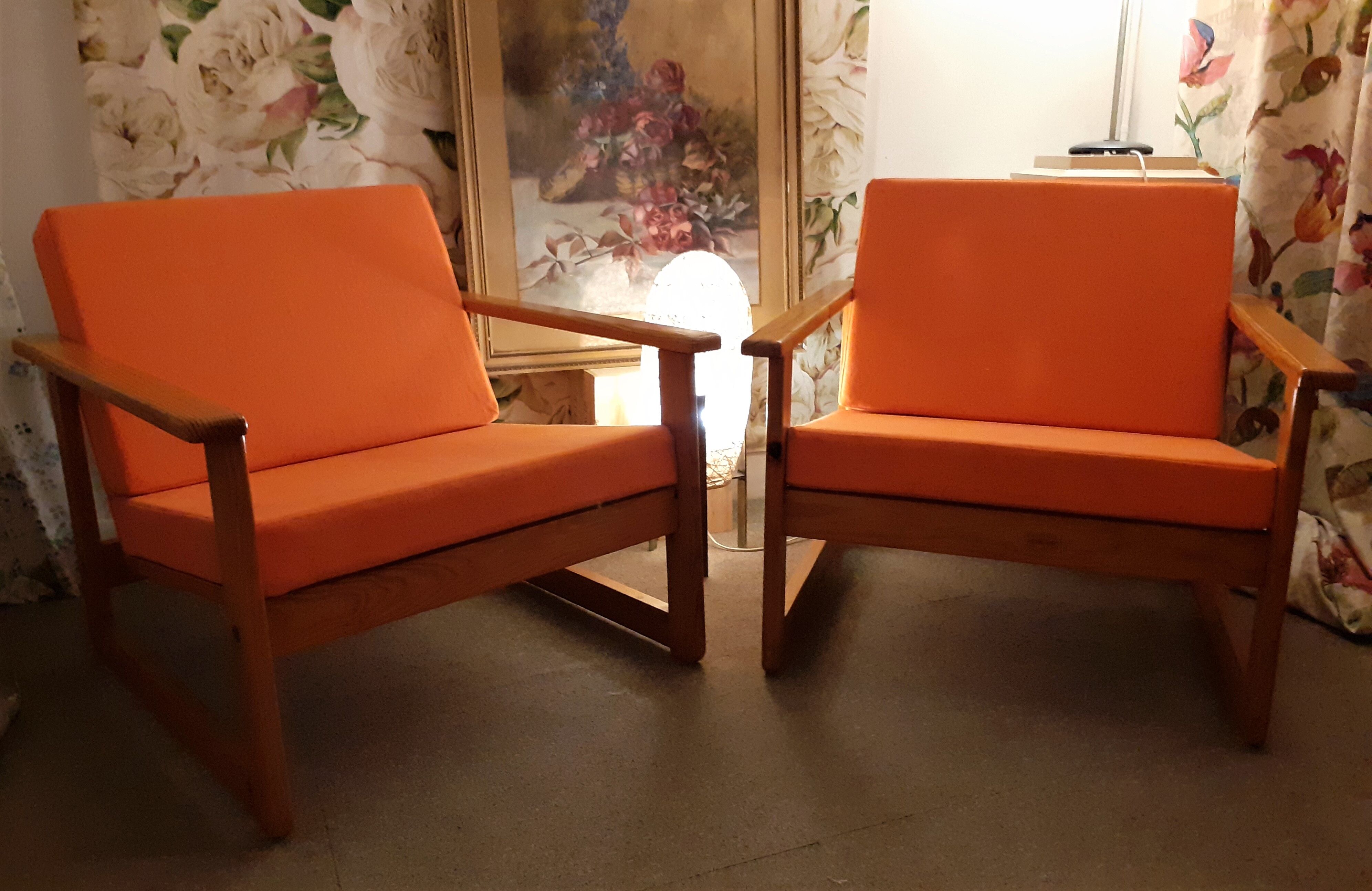 Pair of cubic armchairs