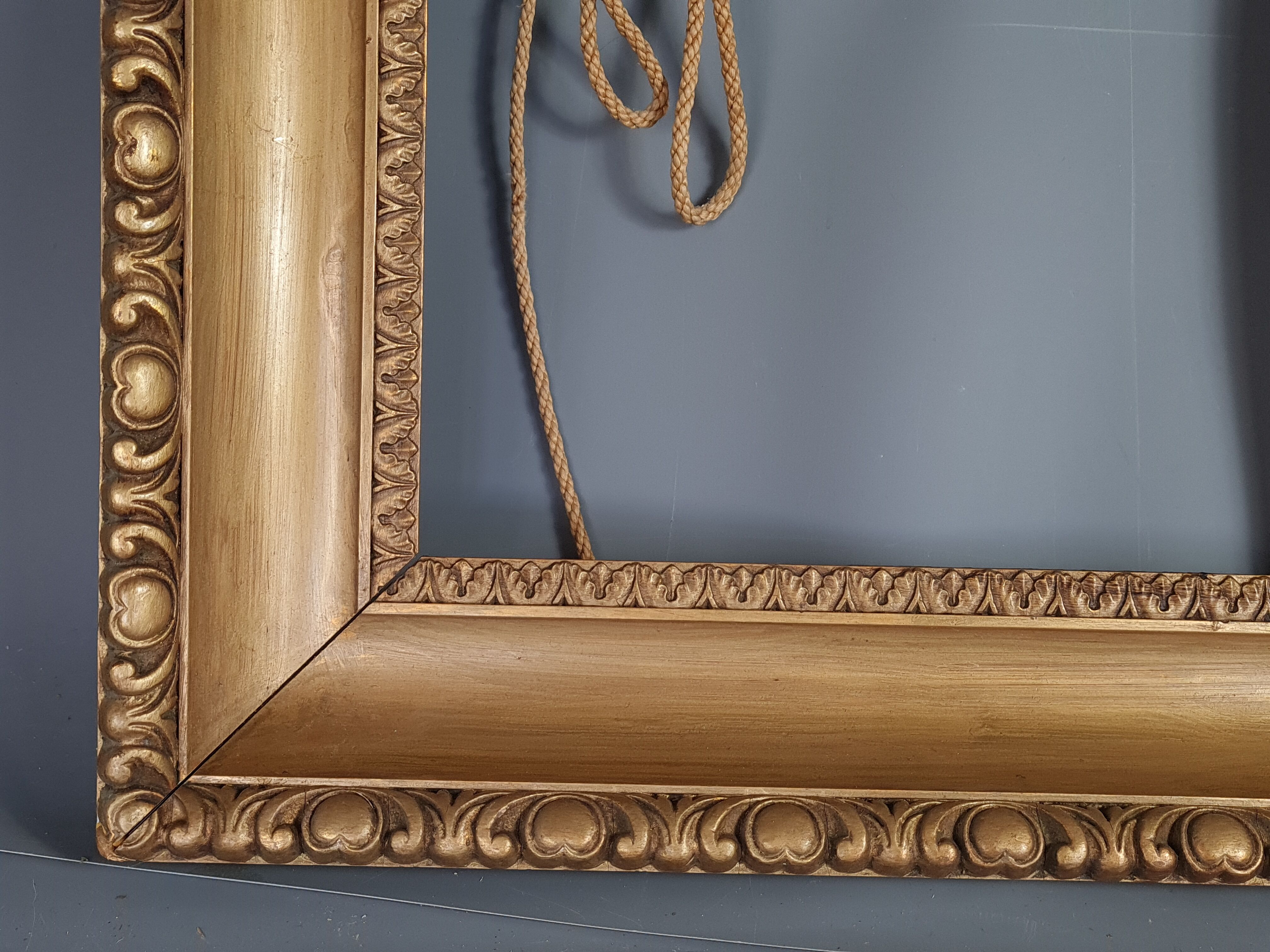 Old frame stucco wood & gilded 40.5x35.5 cm, leaf 28.2x22.9 cm sb