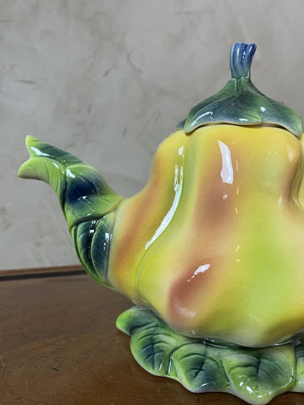 Théière en céramique peint