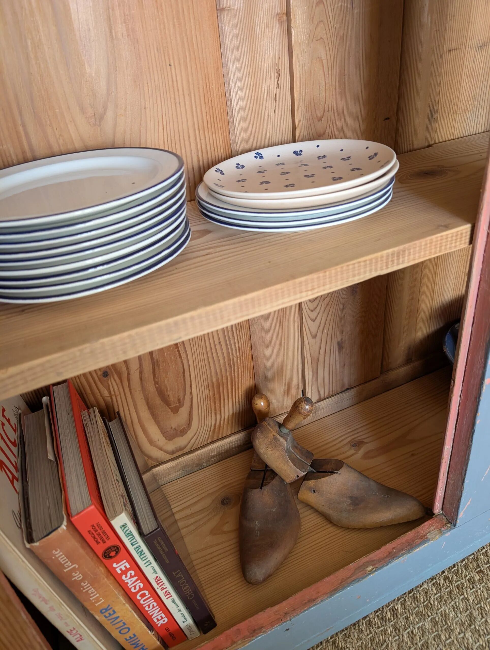 Glazed enfilade antique workbench – blue patina