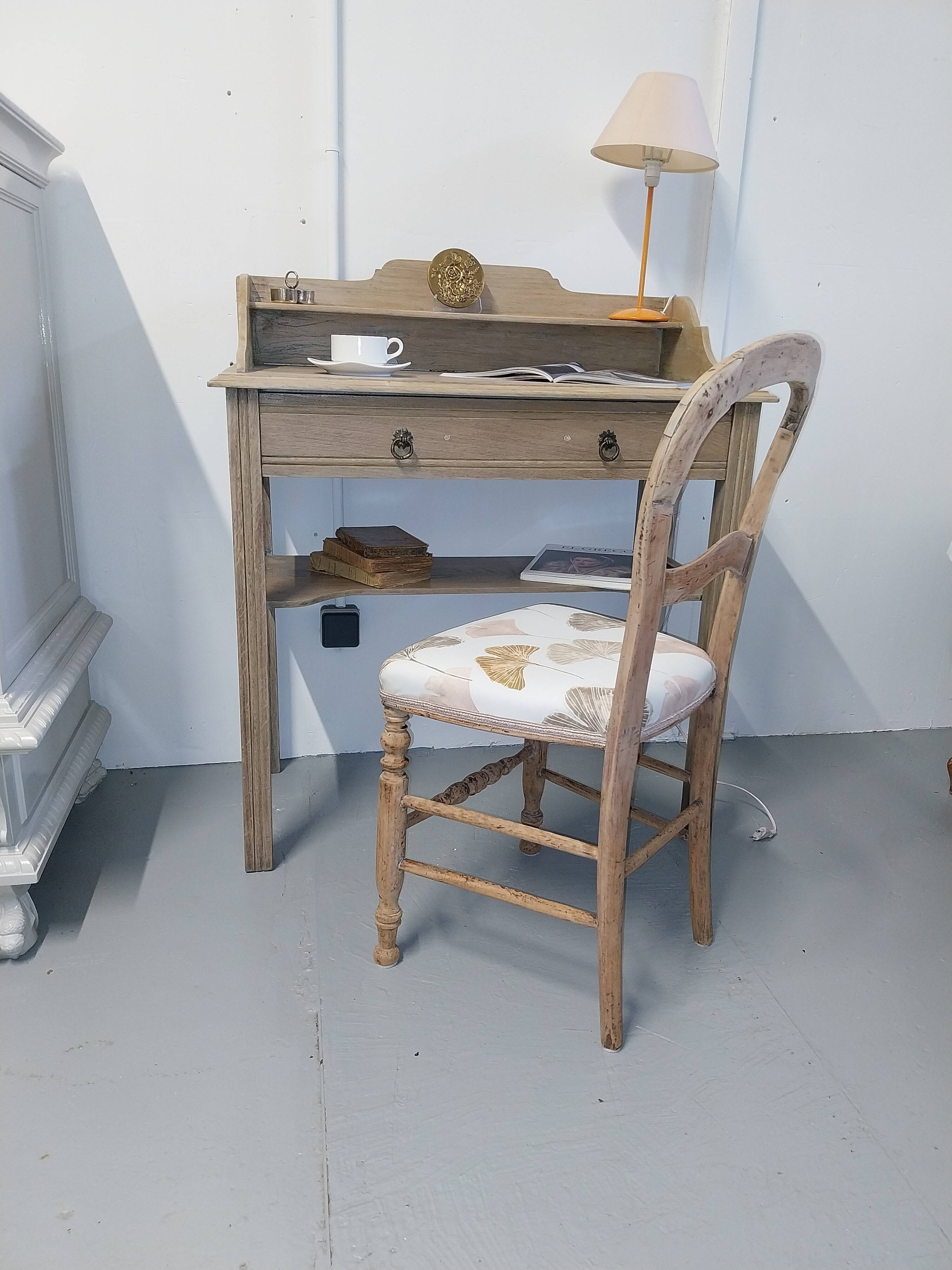 Chaise en bois