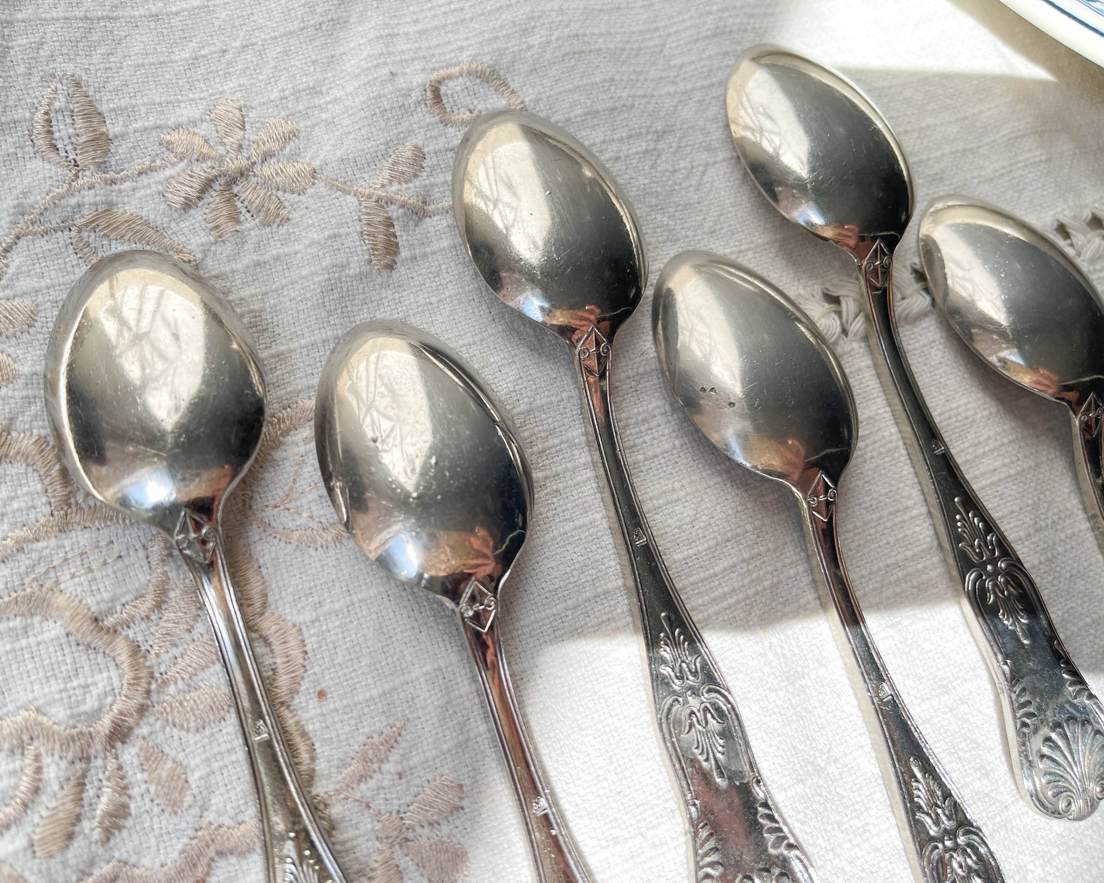 6 Small Vintage Rocaille Style Spoons