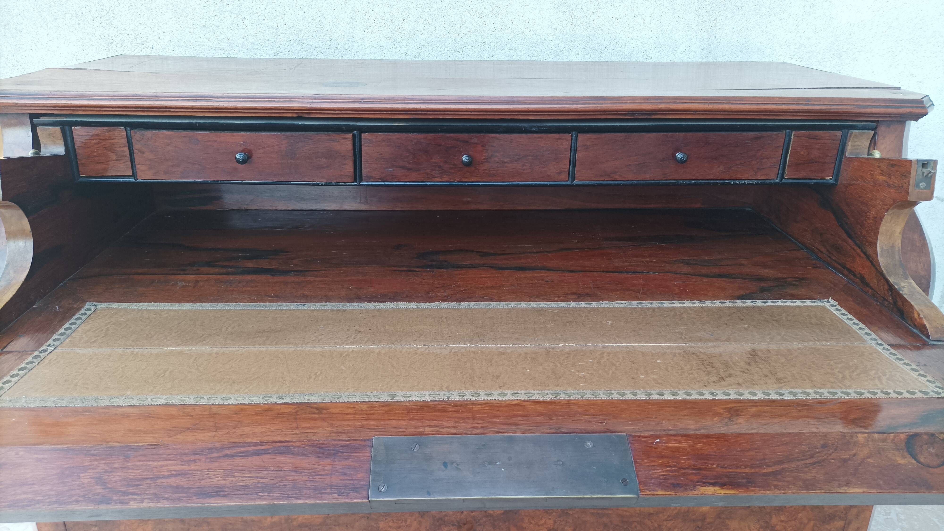 Louis Philippe walnut chest of drawers