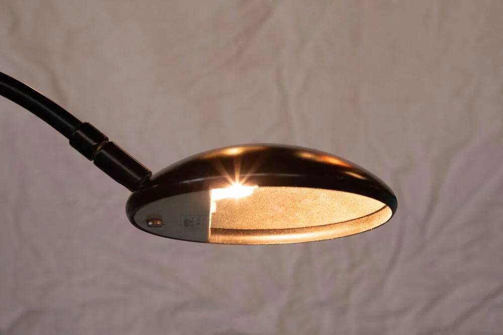 Matte black space age arc lamp, vintage 70s arc lamp.