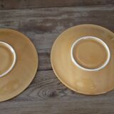 Set of two small ceramic plates
