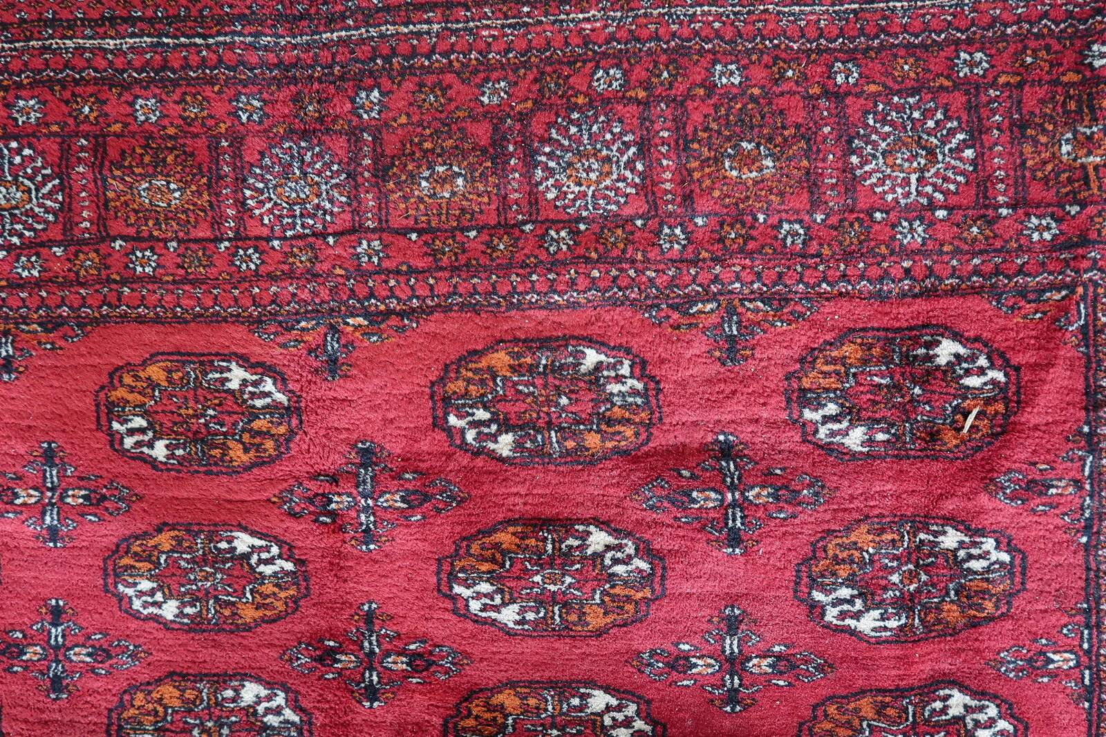 Handmade vintage Turkmen Ersari rug 129cm x 196cm 1960s