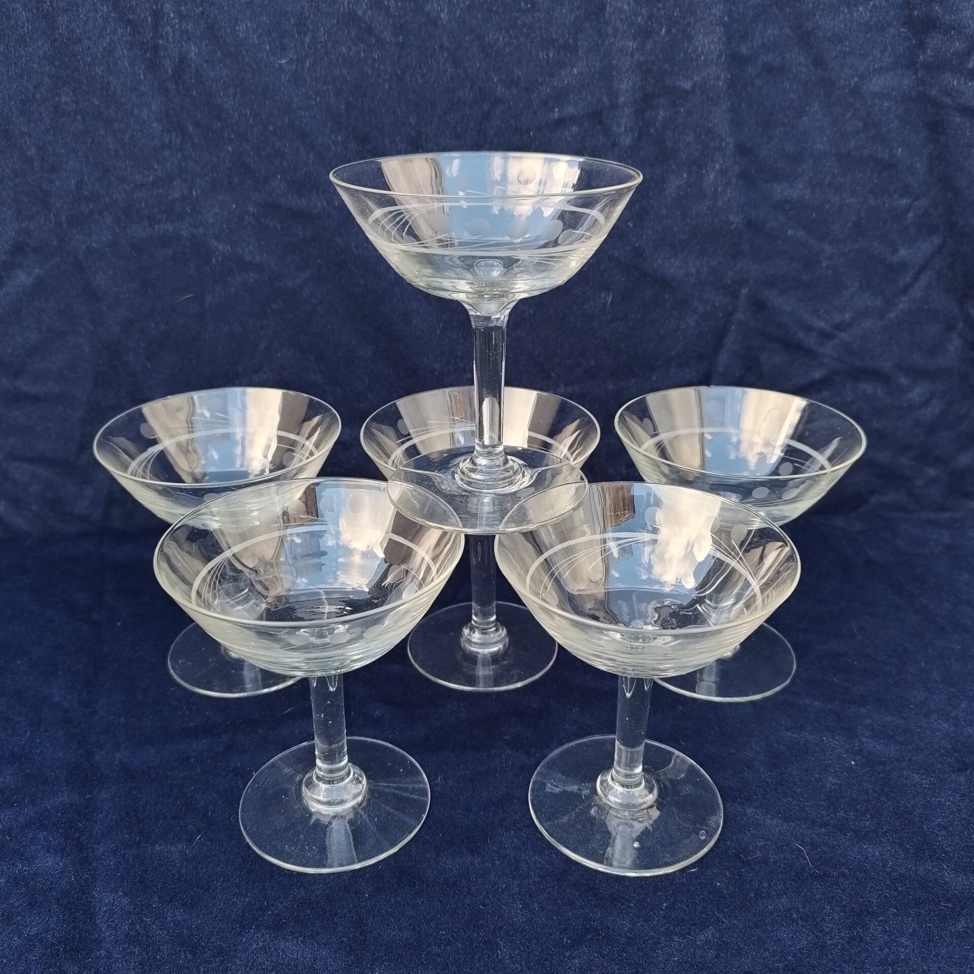7 coupes champagne verre frise ciselée
