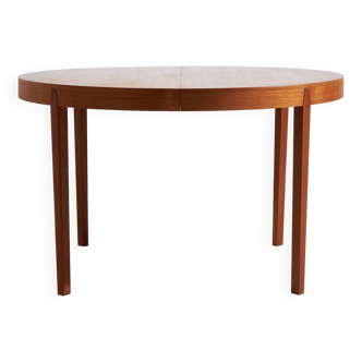 Table de salle à manger en teck par Niels Koefoed pour Hornslet Møbelfabrik, années 1960 (MK10101)