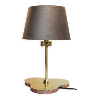 Chic brass lamp with vintage clover tray