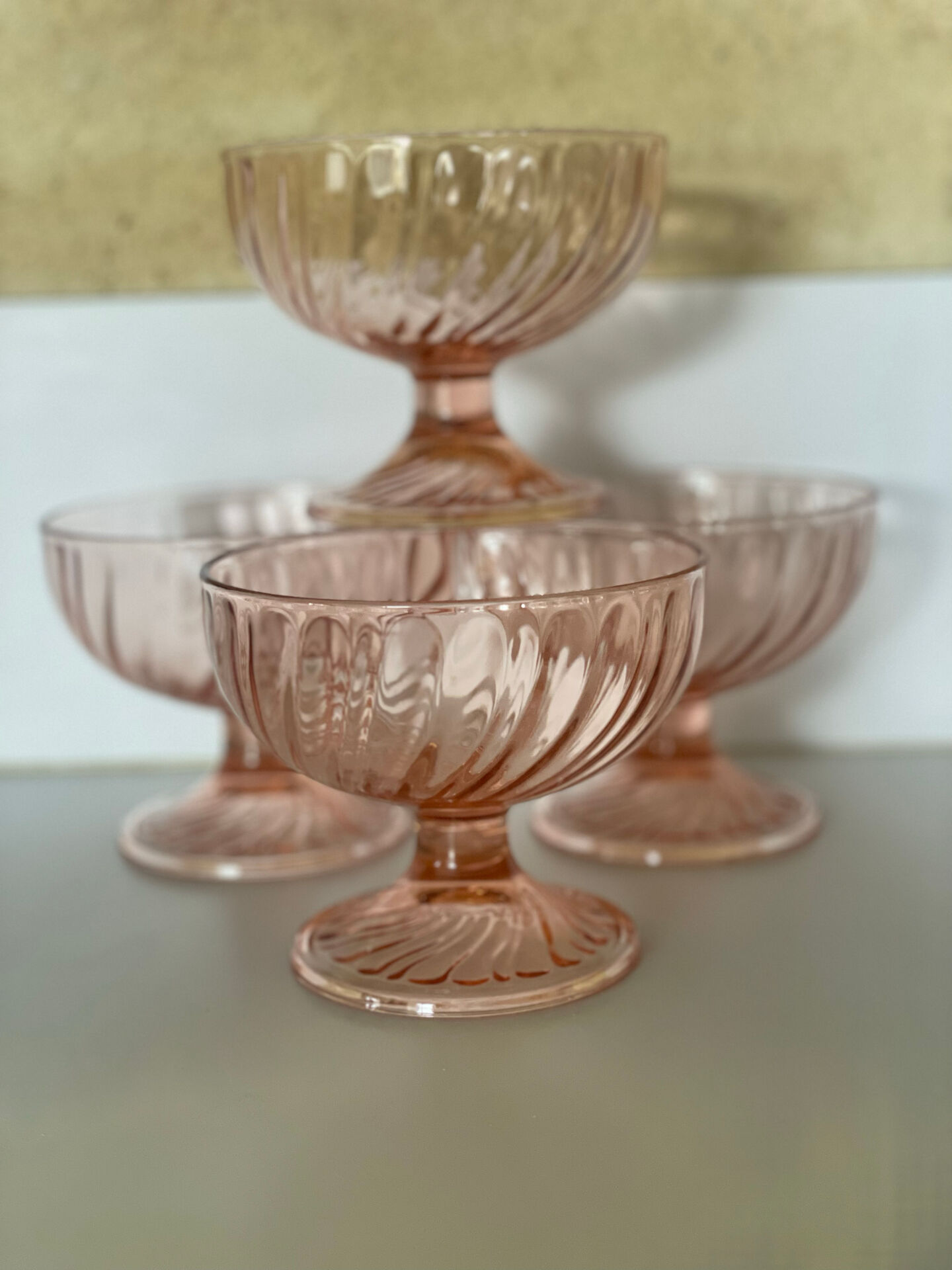 4 ice cream bowls dessert bowls Luminarc Rosaline