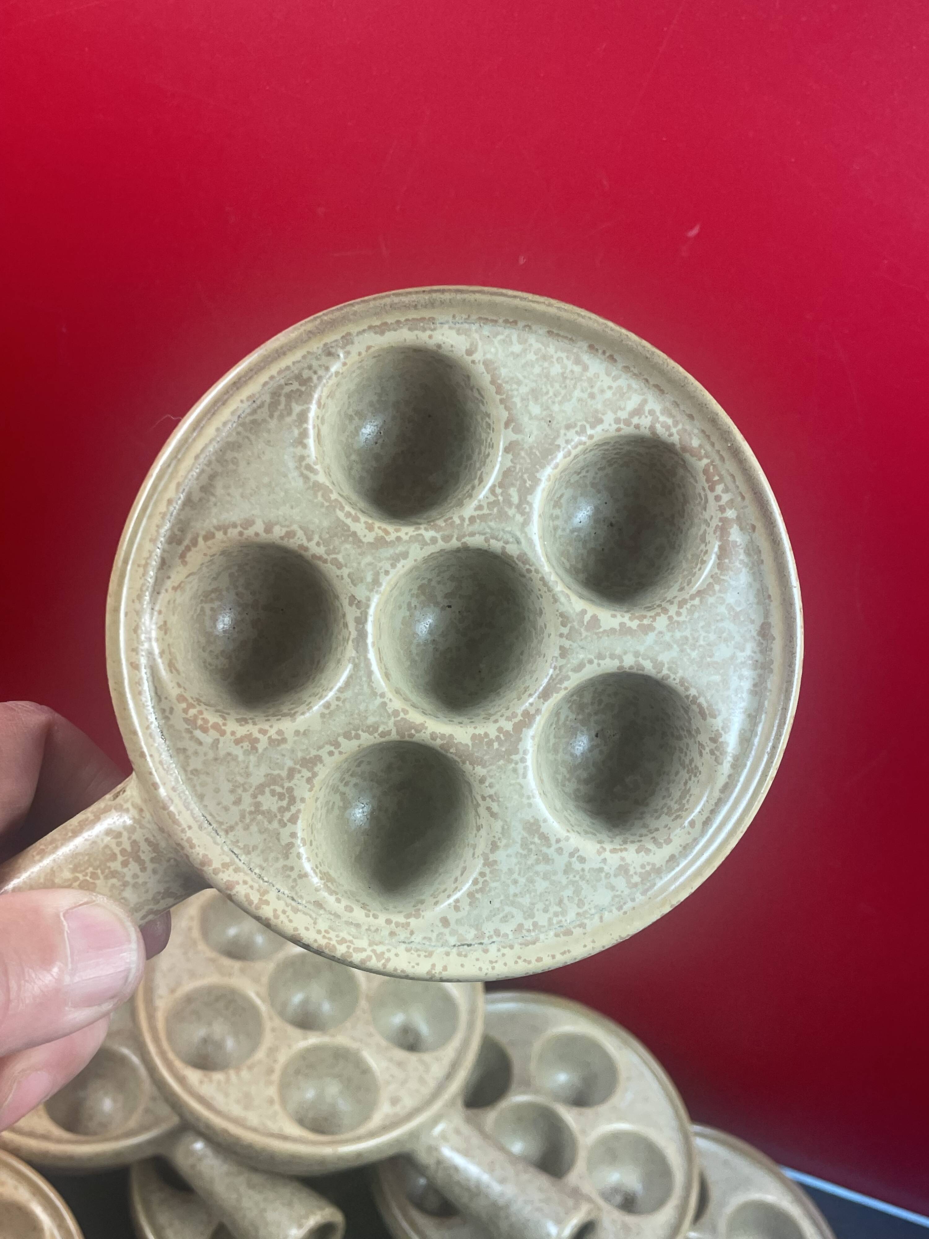 LOT DE 12 POELONS / CAQUELONS / PLATS A ESCARGOTS  6 TROUS  GRES