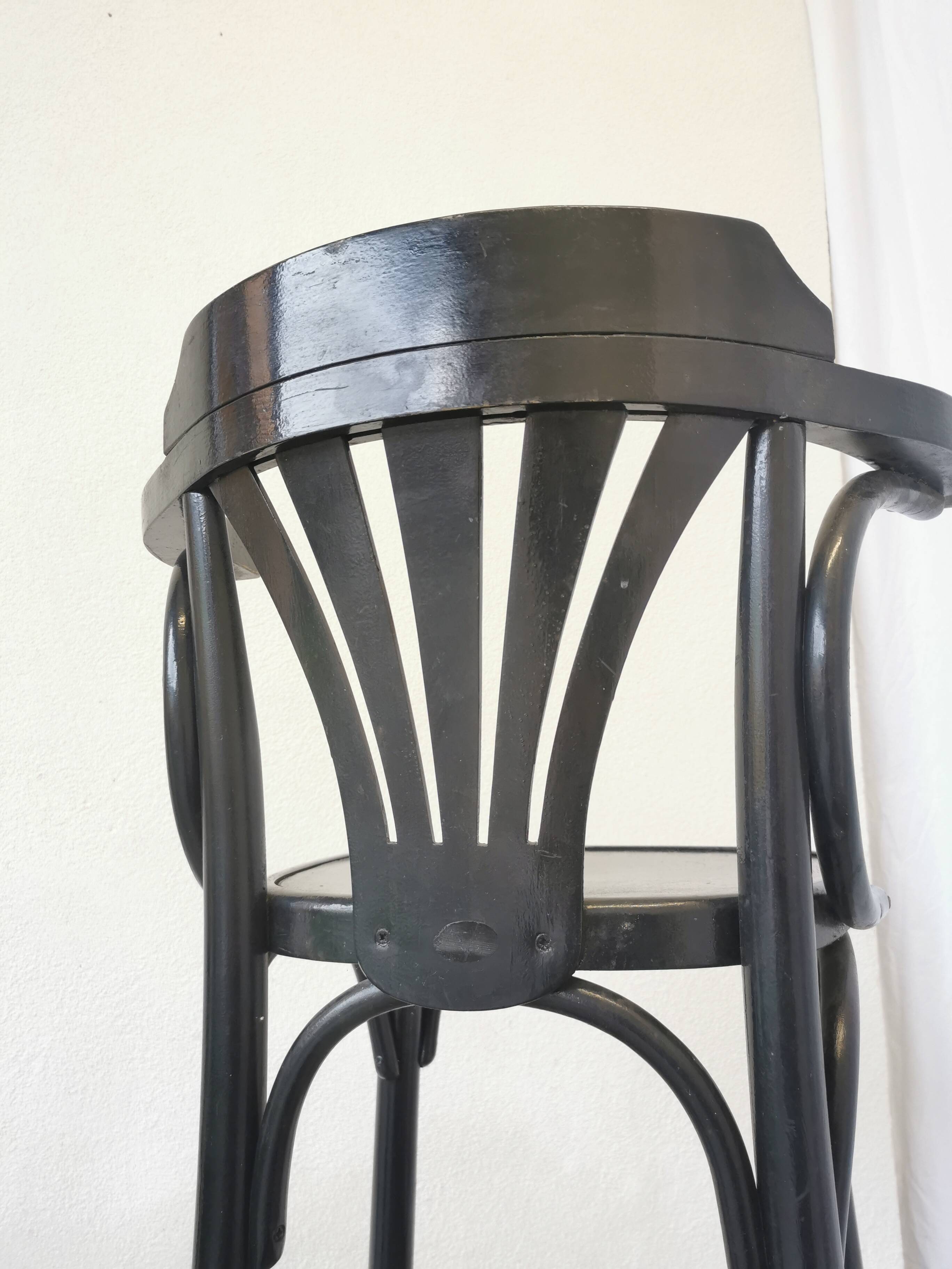 Chaise de bar vintage en bois courbé noir, style Thonet, milieu du XXe siècle (années 1970)