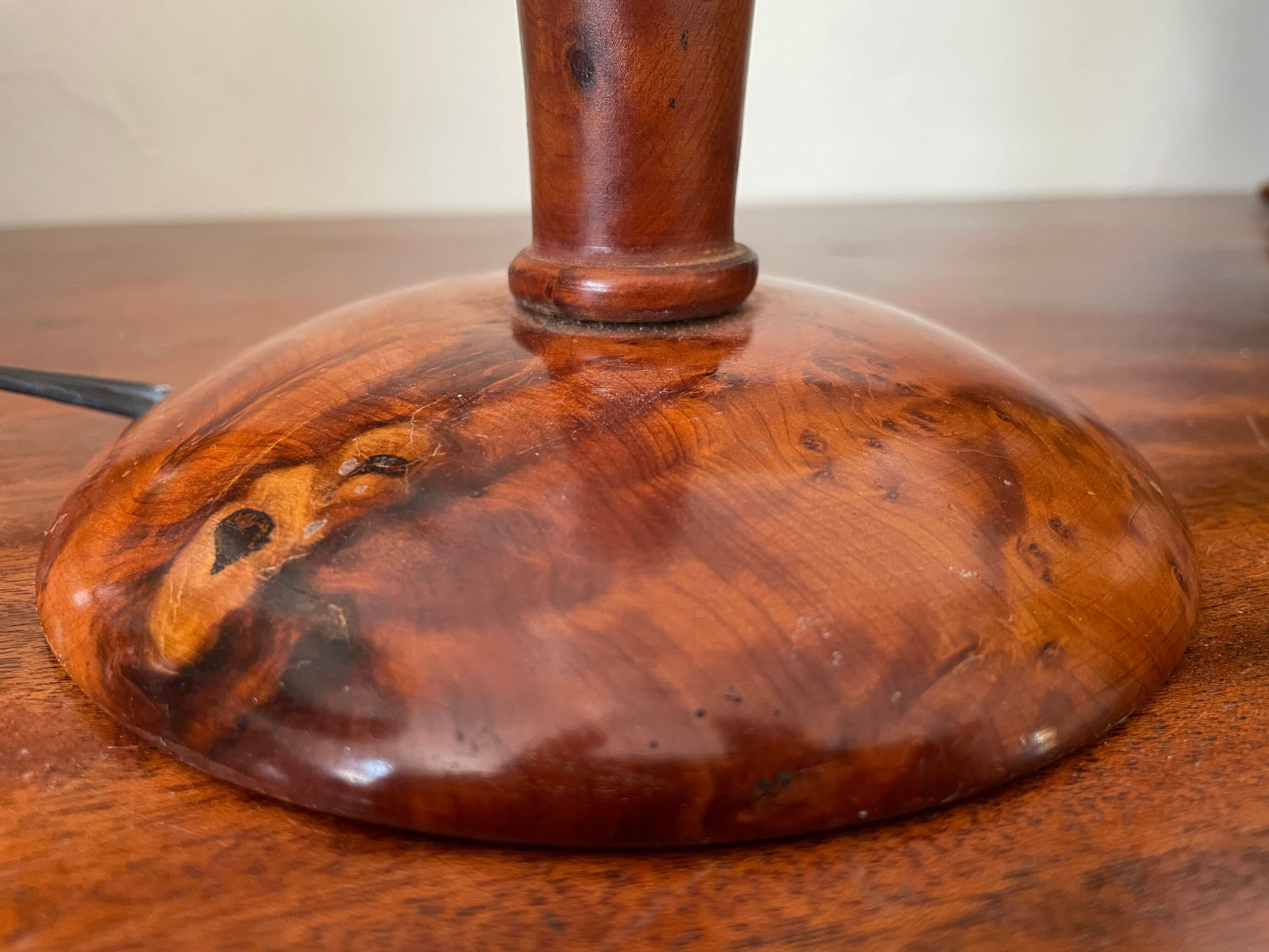 Pied de lampe en ronce de noyer style Art déco 40cm