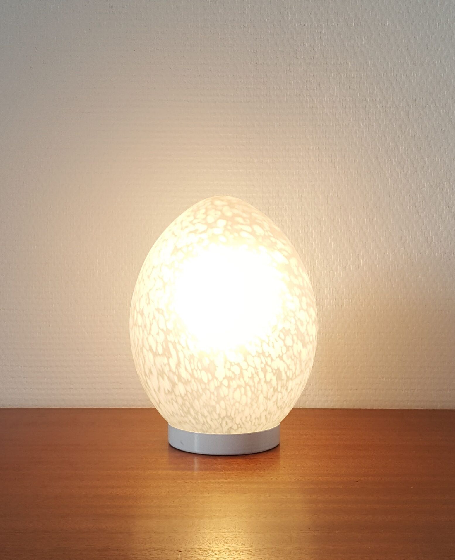 Lamp egg Ben Swildens