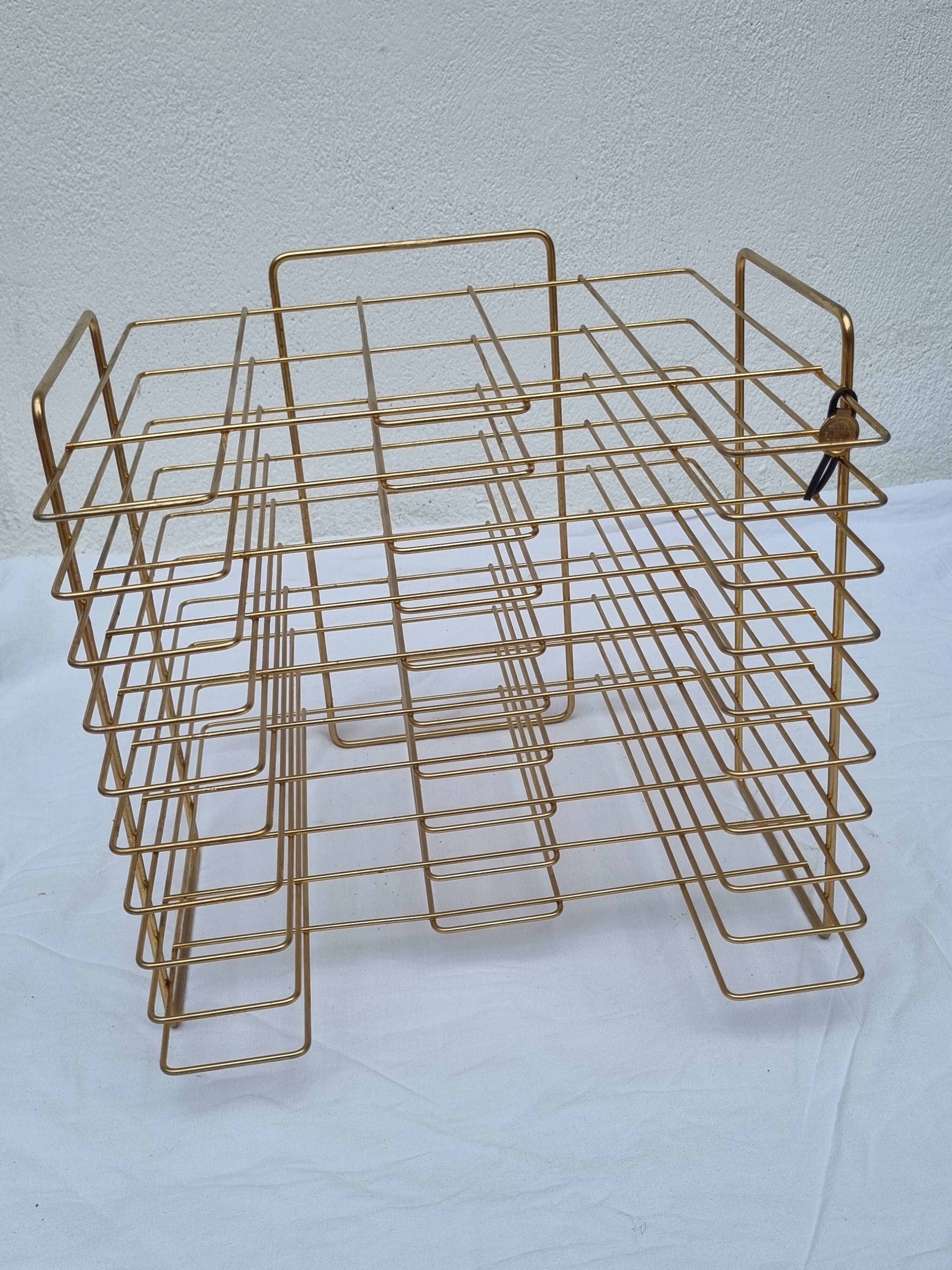 Porte-revue vintage "wire" en métal doré