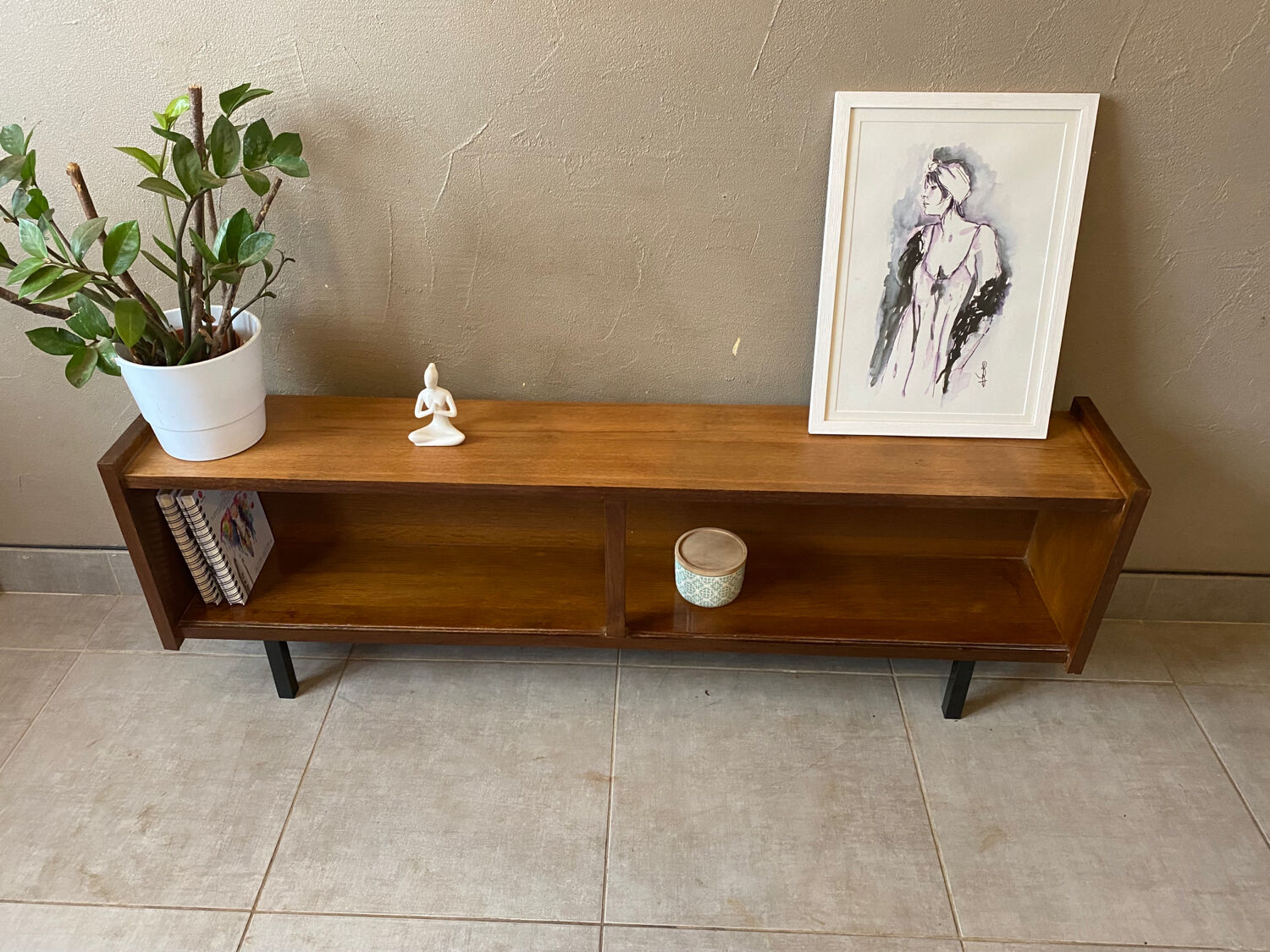 Mini vintage sideboard in vintage wood (removable windows)