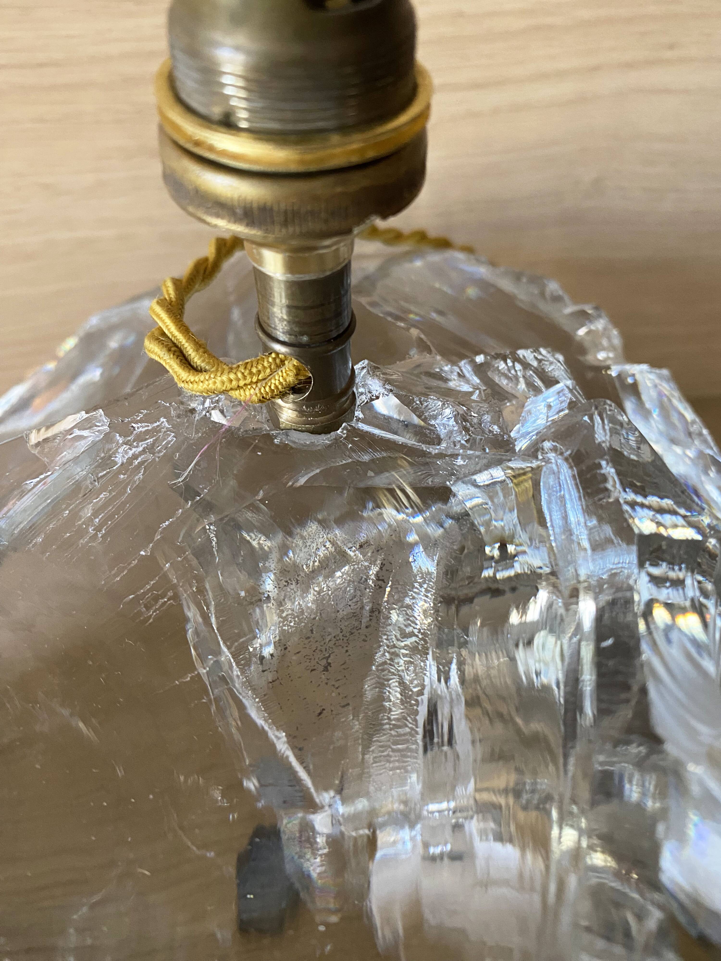 Art Deco lamp in crystal block, in the style of Jean-Michel Frank, 1930.