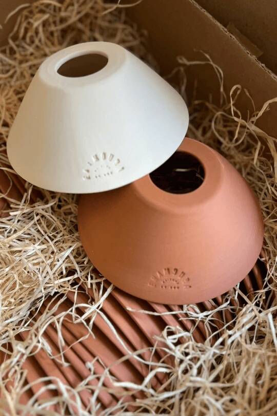 Pitchoun portable lamp in white terracotta