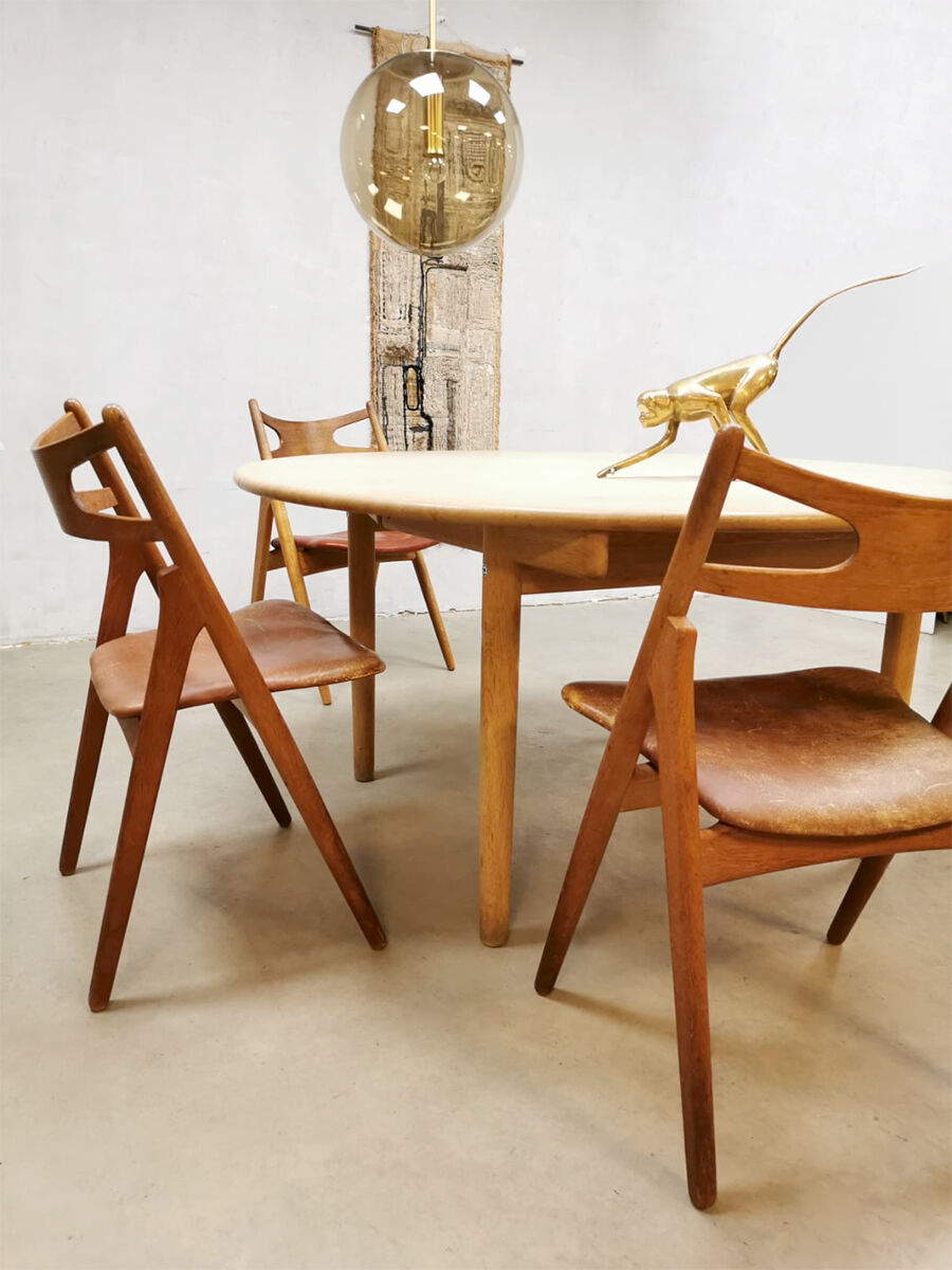 Midcentury danish dining chairs ‘sawbuck’ hans wegner