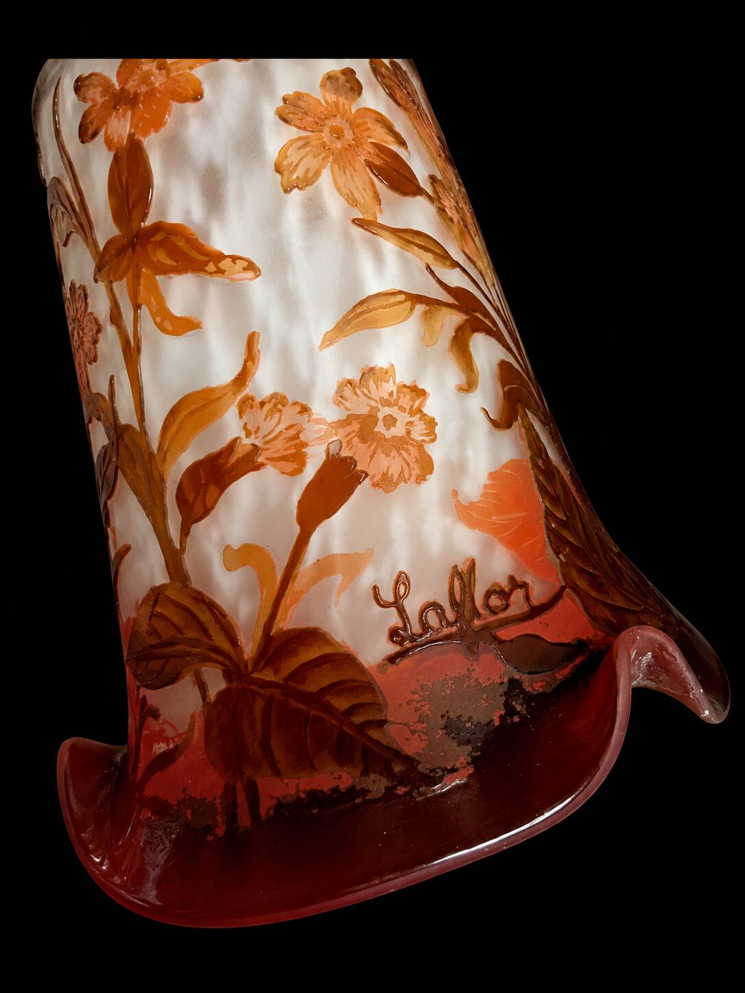 Art Nouveau lamp signed LAFLOR, marbled glass with enamel floral decoration.