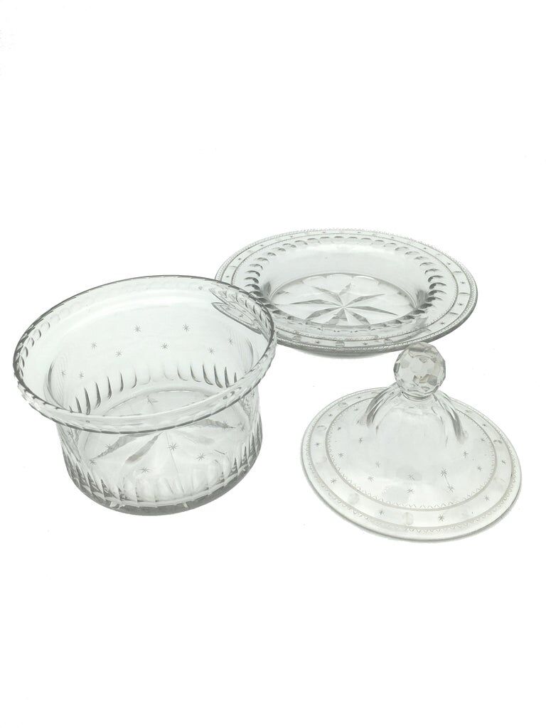 Bonbonnière and its dish, crystal