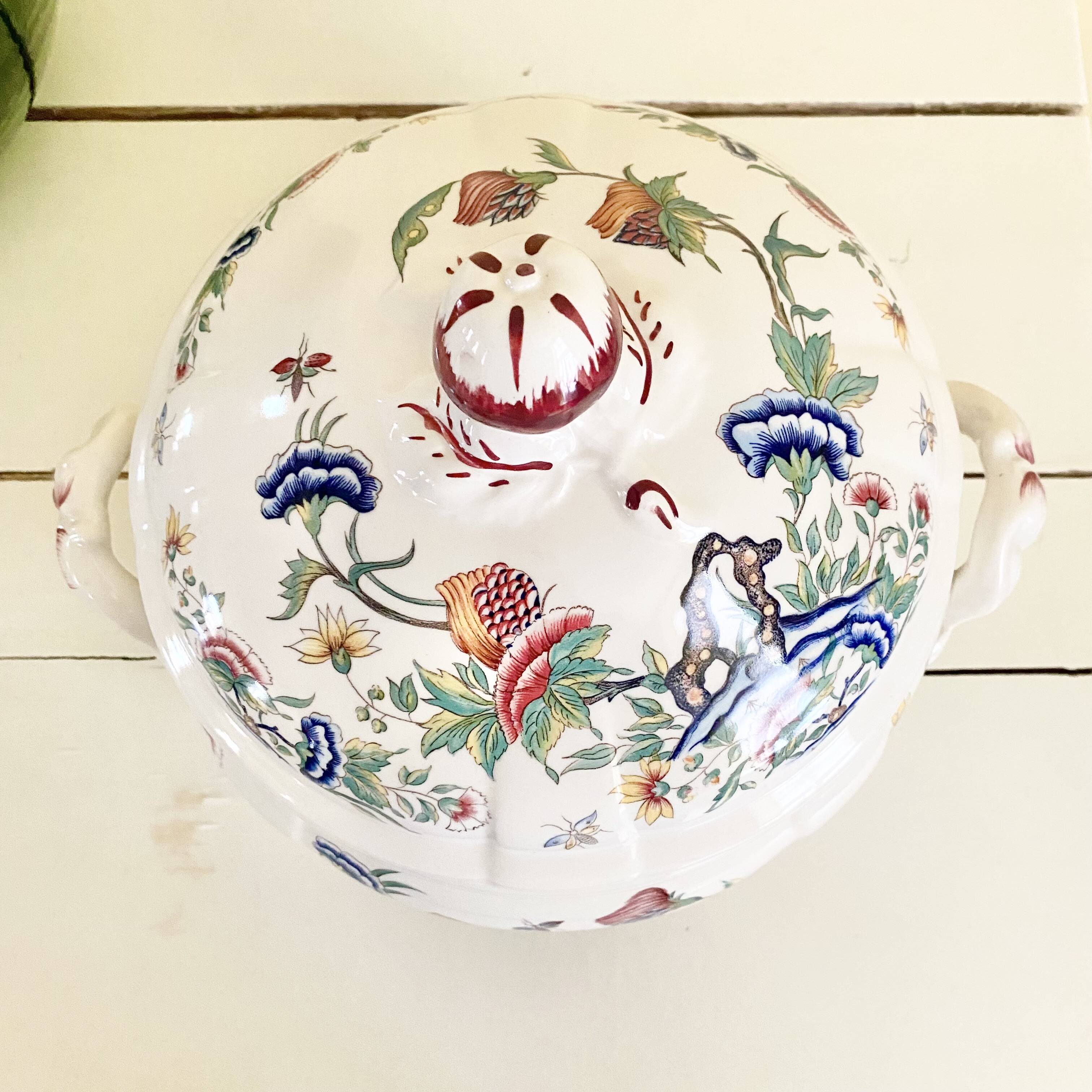 Old tureen Sarreguemines (Rouen)