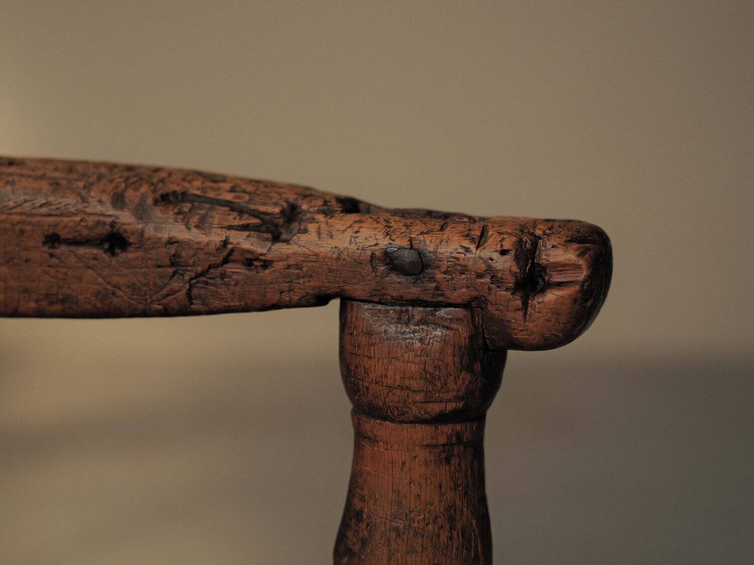 Alpine armchair in larch, 18th century