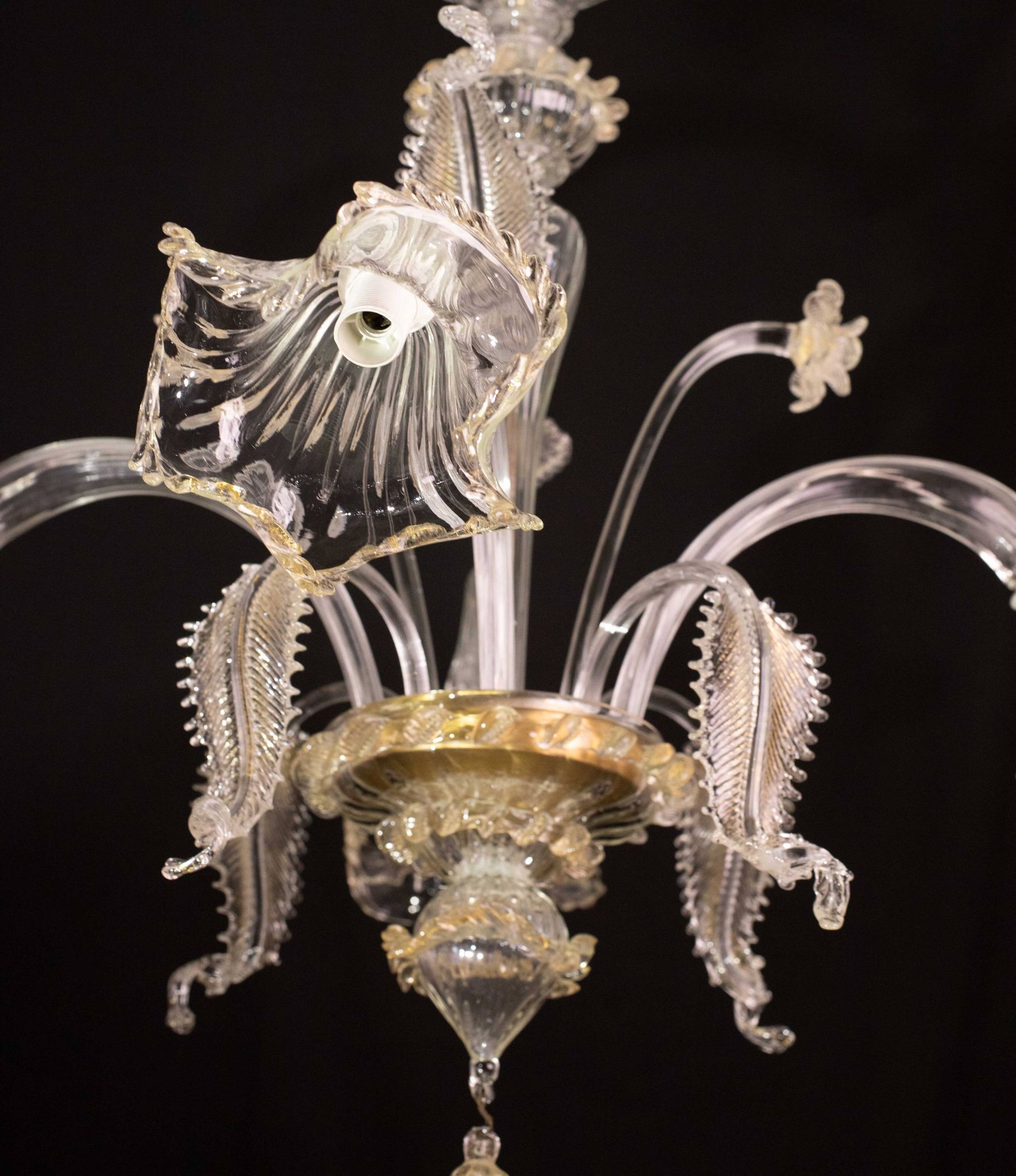 Charming vintage Venetian chandelier, transparent and gold Murano glass, 1970s