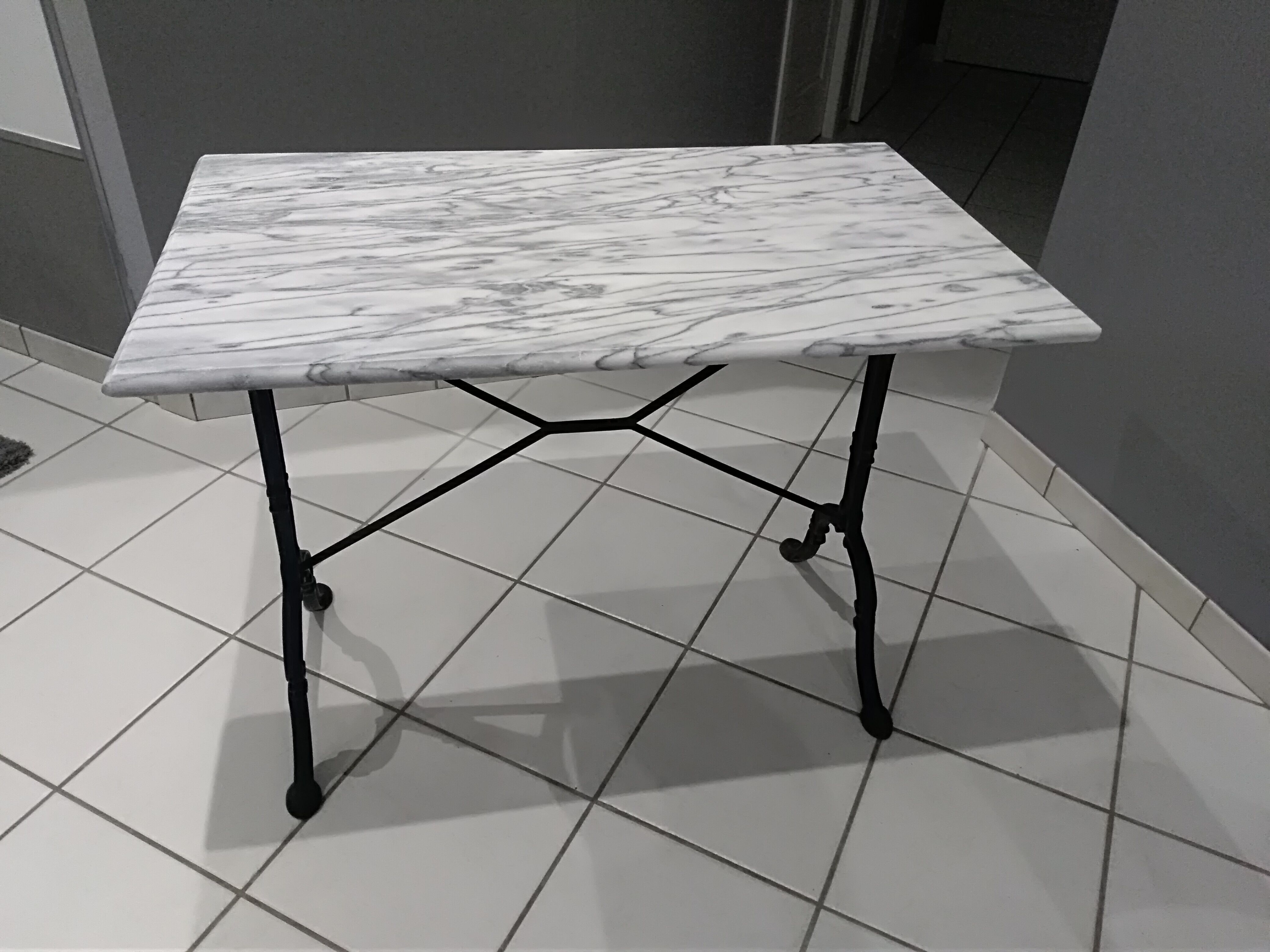Table Bistro marble and 4 chairs Baumann