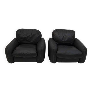 Pair of Piumotto Italian Leather Armchairs by Arrigo Arrighi for Busnelli,