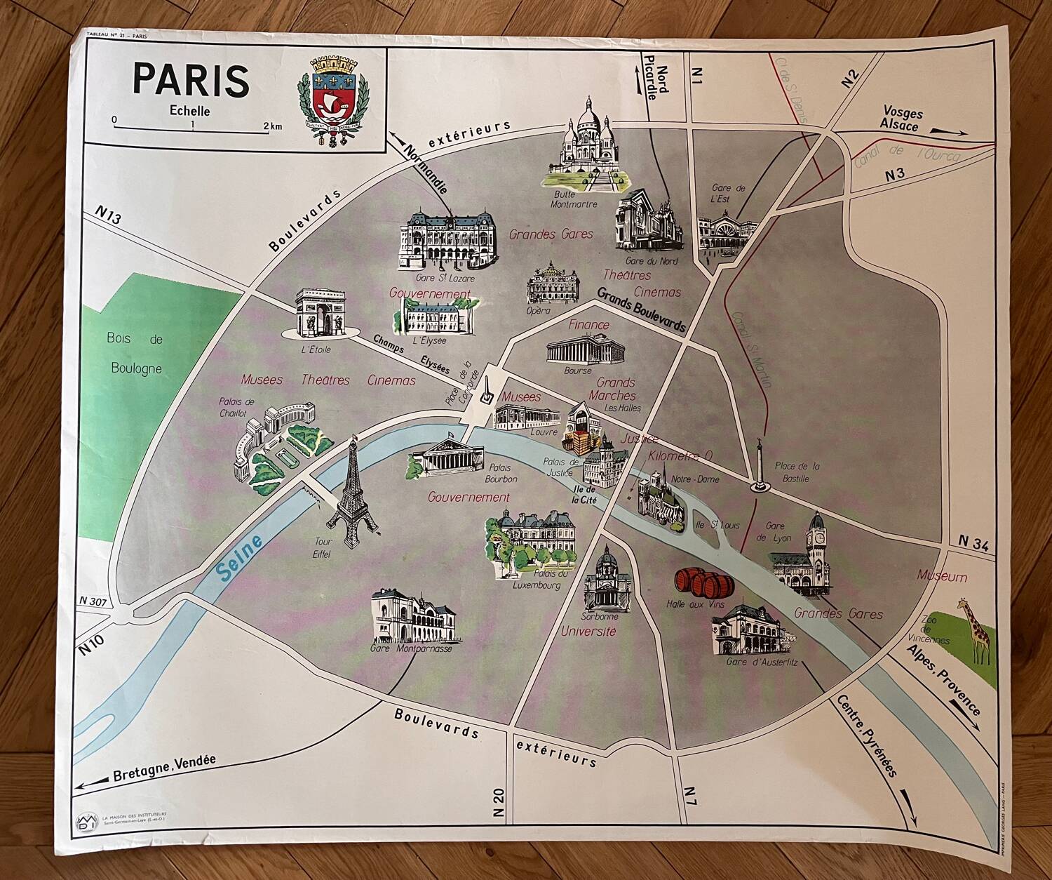 Affiche pédagogique Paris