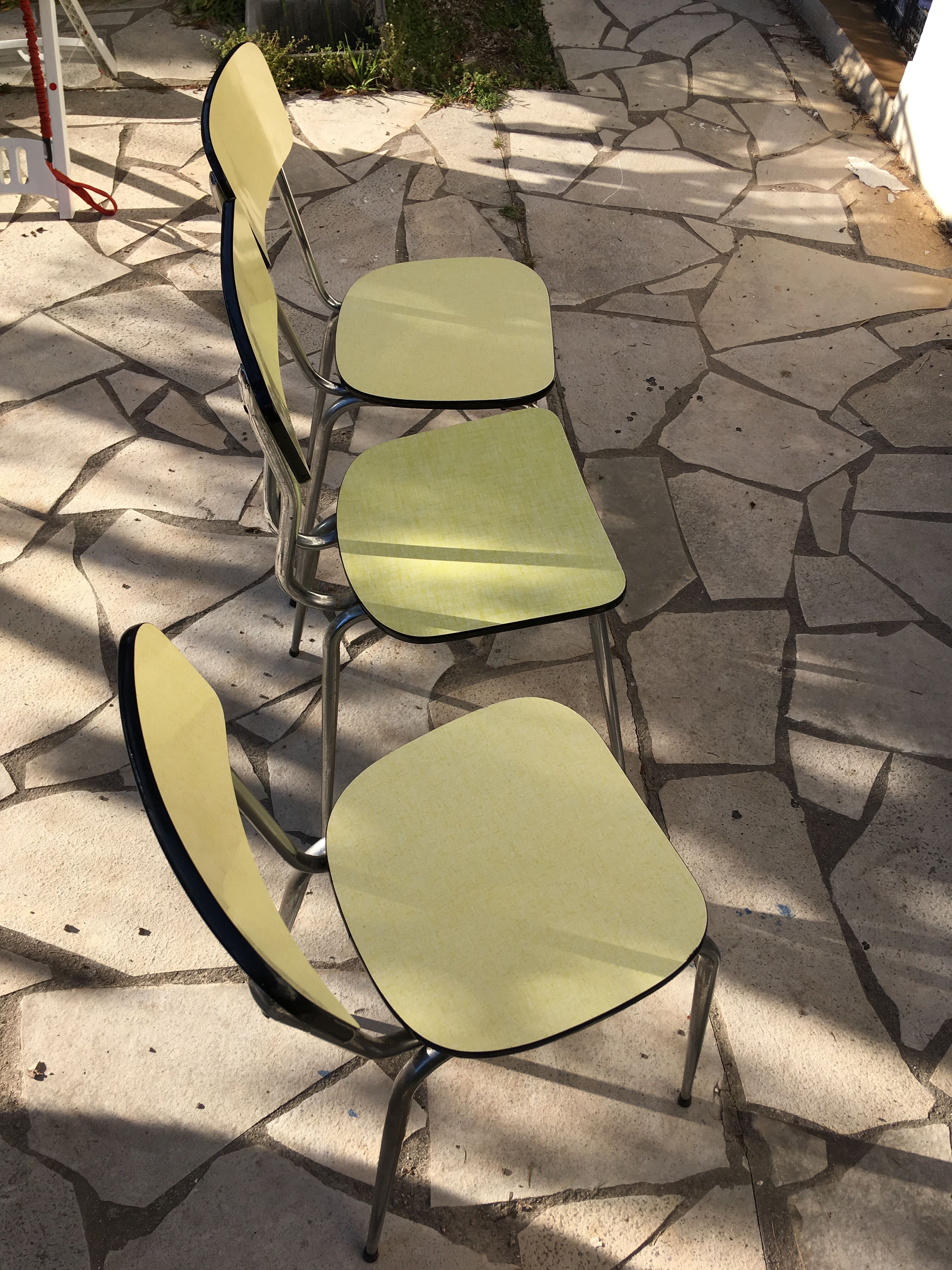 Chaises formica jaune