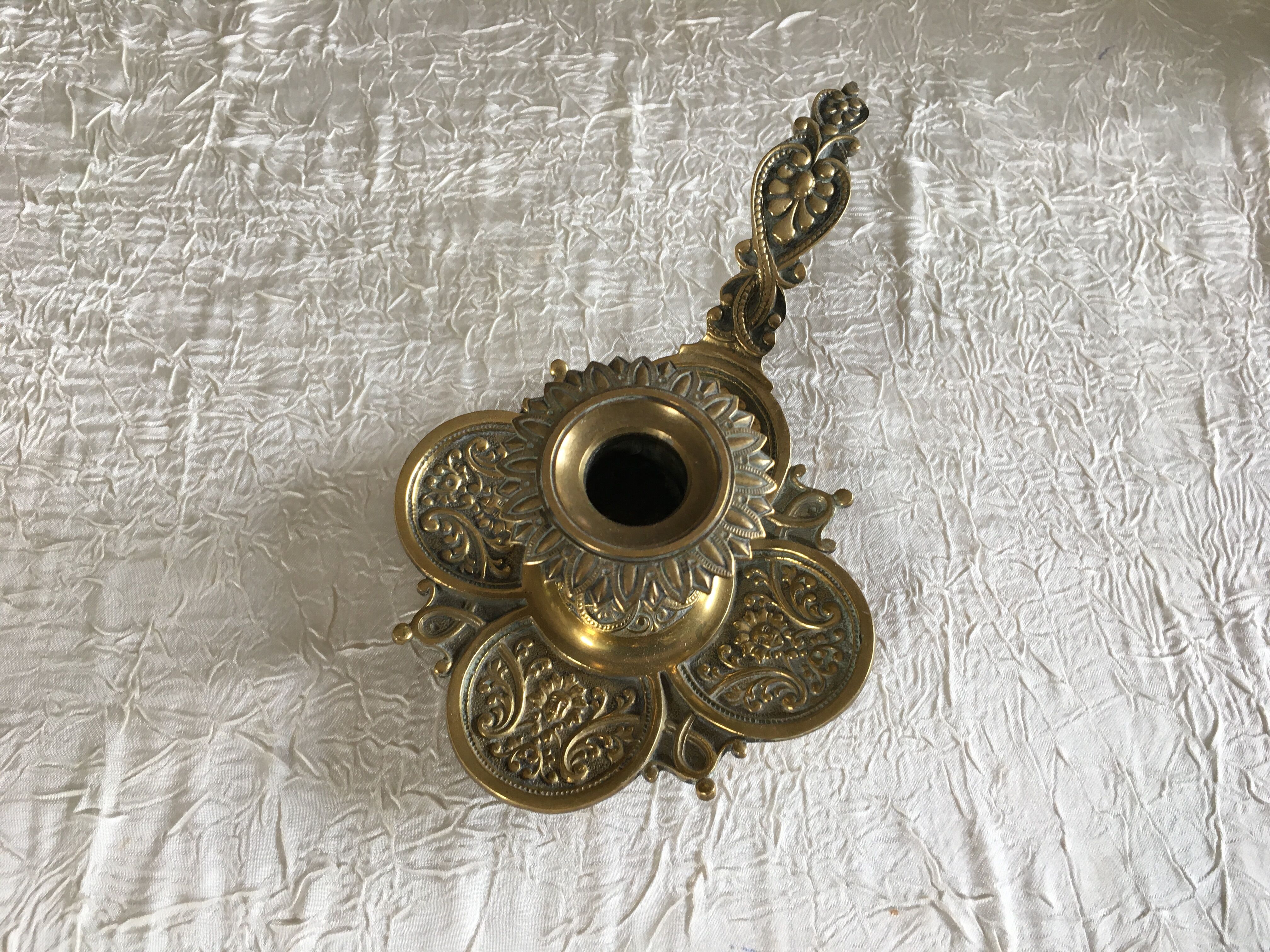 Hand-held candlestick