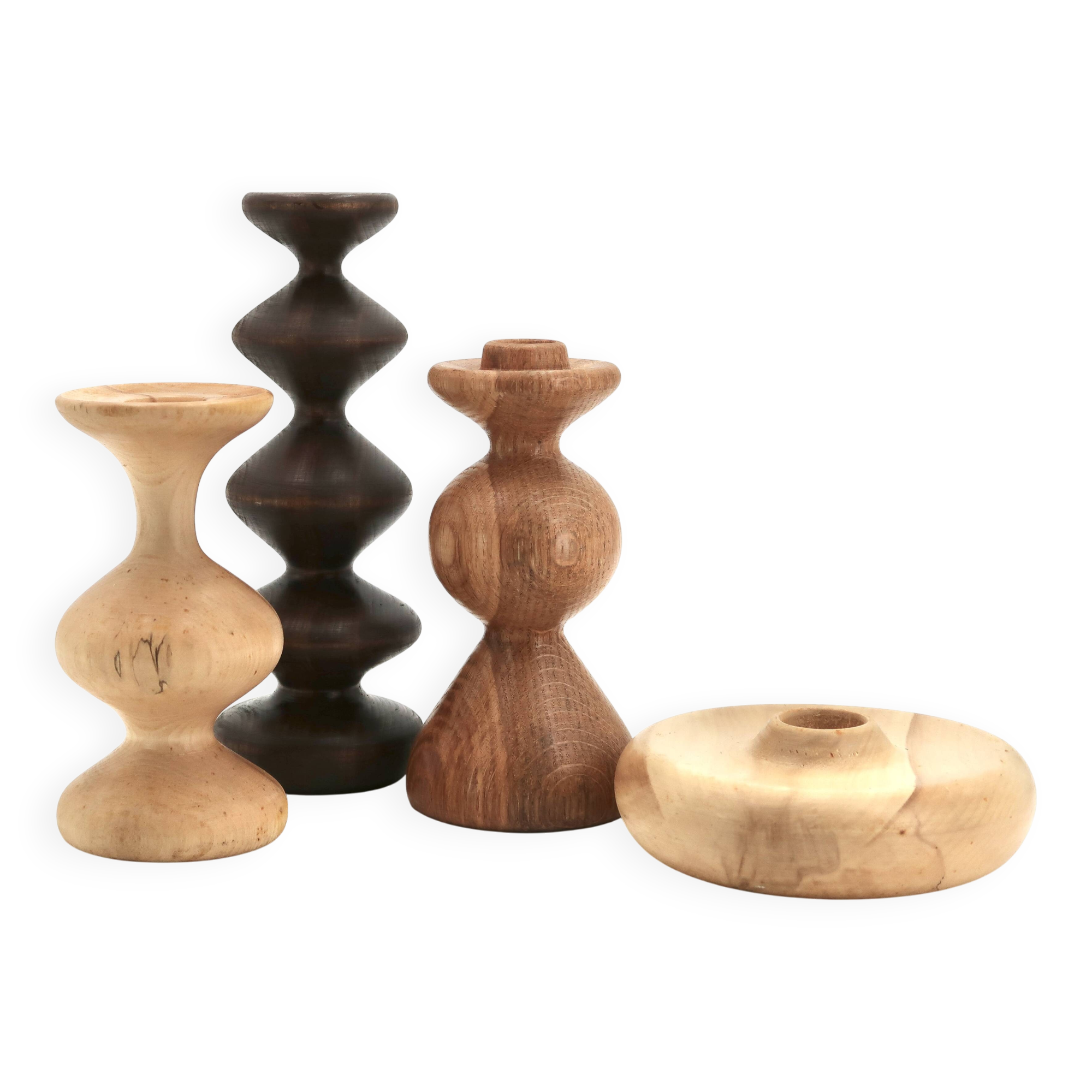 Set of four turned wooden column-style candlesticks, 1970s