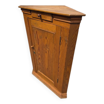 Antique corner cabinet in fir