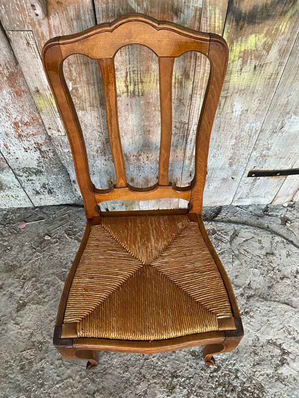 Chaise Art nouveau en bois et assise en paille tressée