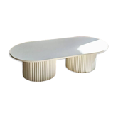 table basse oblongue sur 2 bases cannelées beige clair