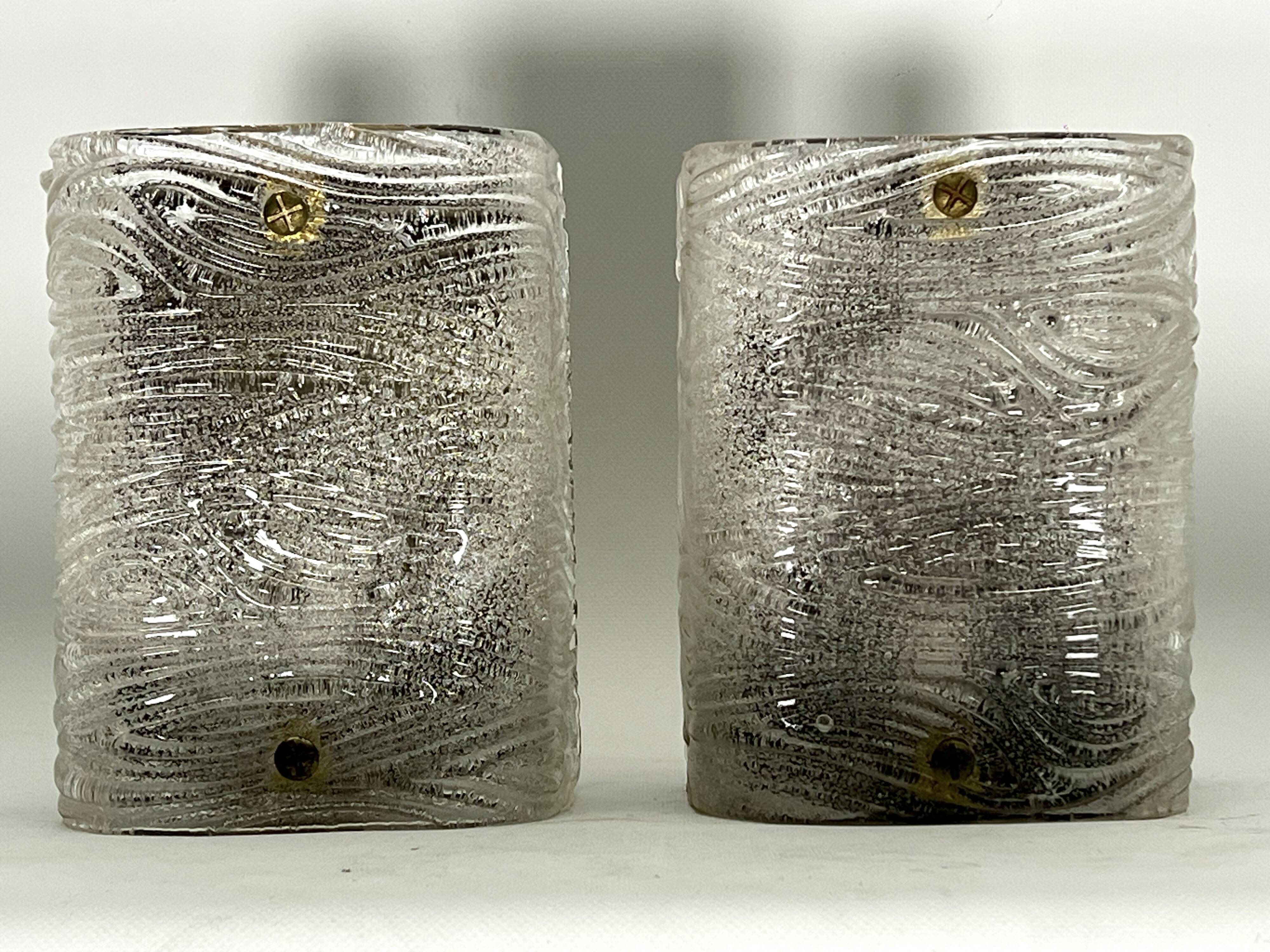 Toni Zuccheri, Mid-Century pair of corteccia Murano glass sconces for Venini. Italy 1960s