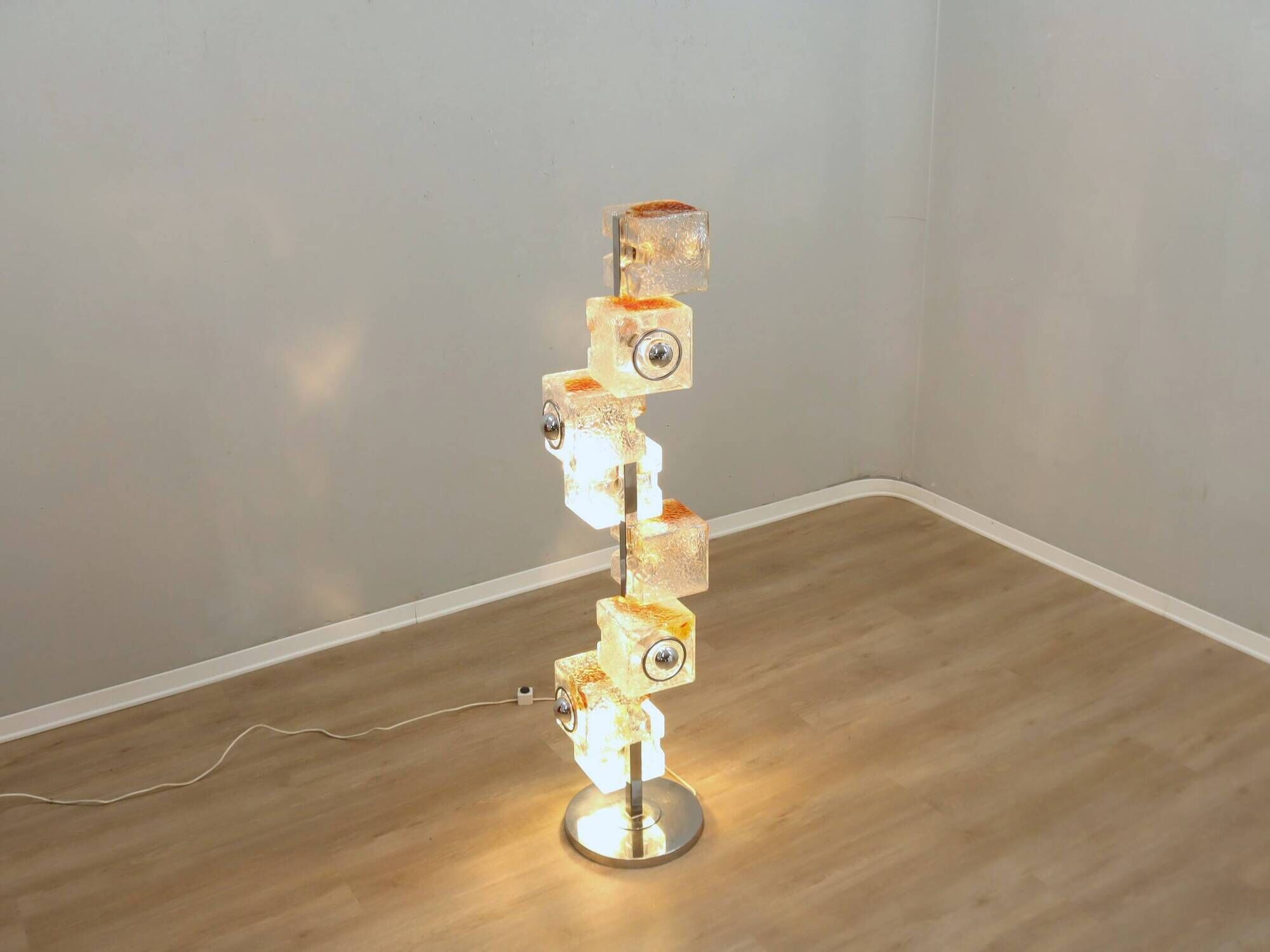 Murano cubic glass floor lamp by Toni Zuccheri for VeArt 1970s