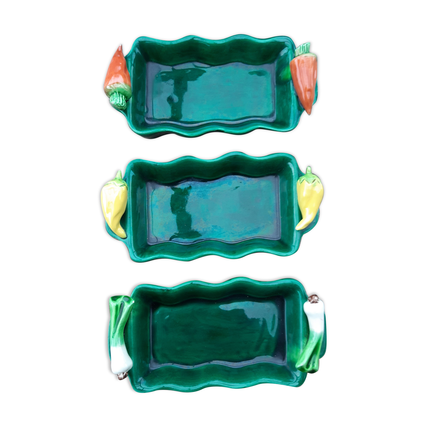 Ramequins in dabbling, 1950