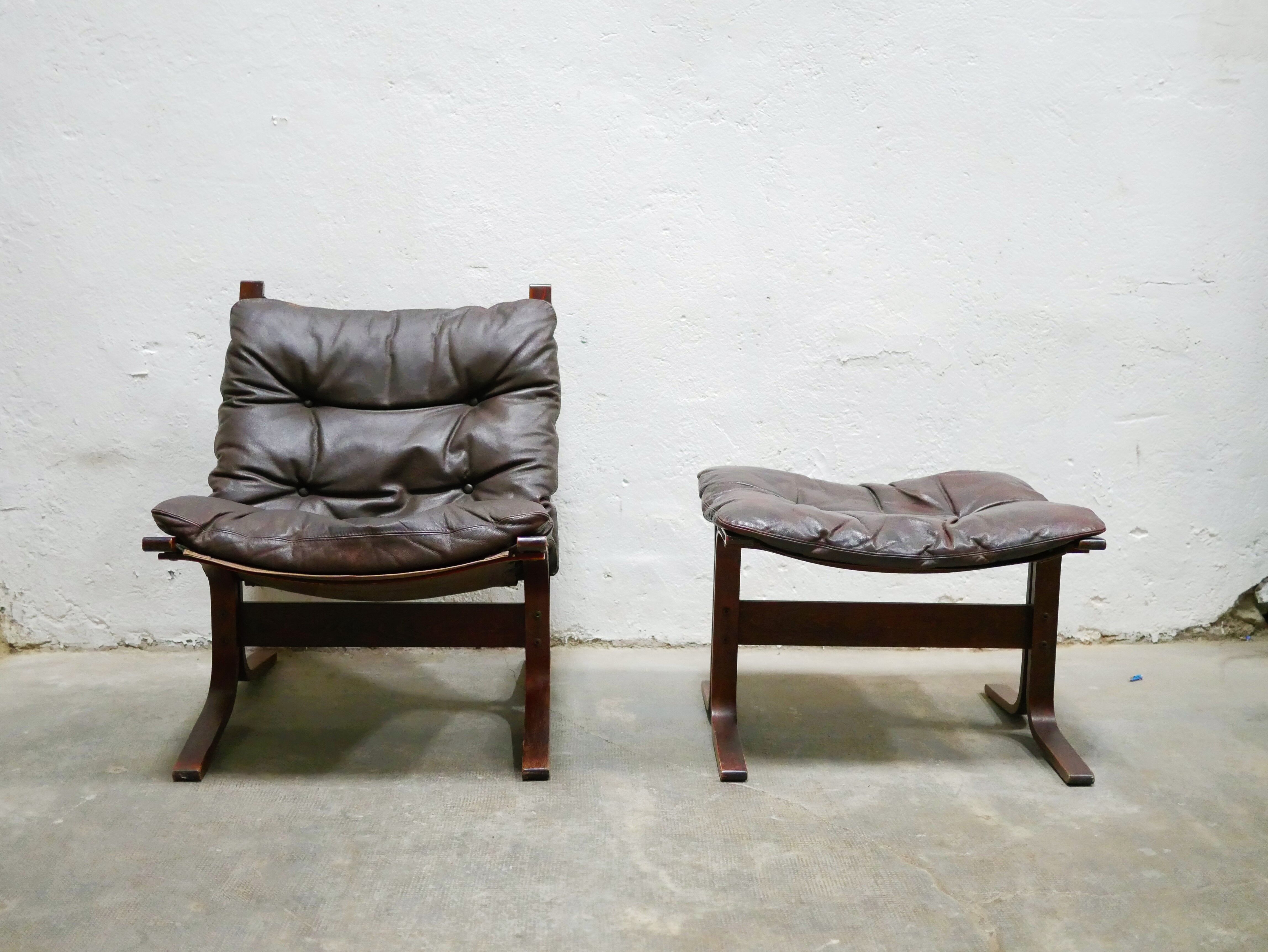 Scandinavian armchair and ottoman Siesta in brown leather by Ingmar Relling for Westnofa editions