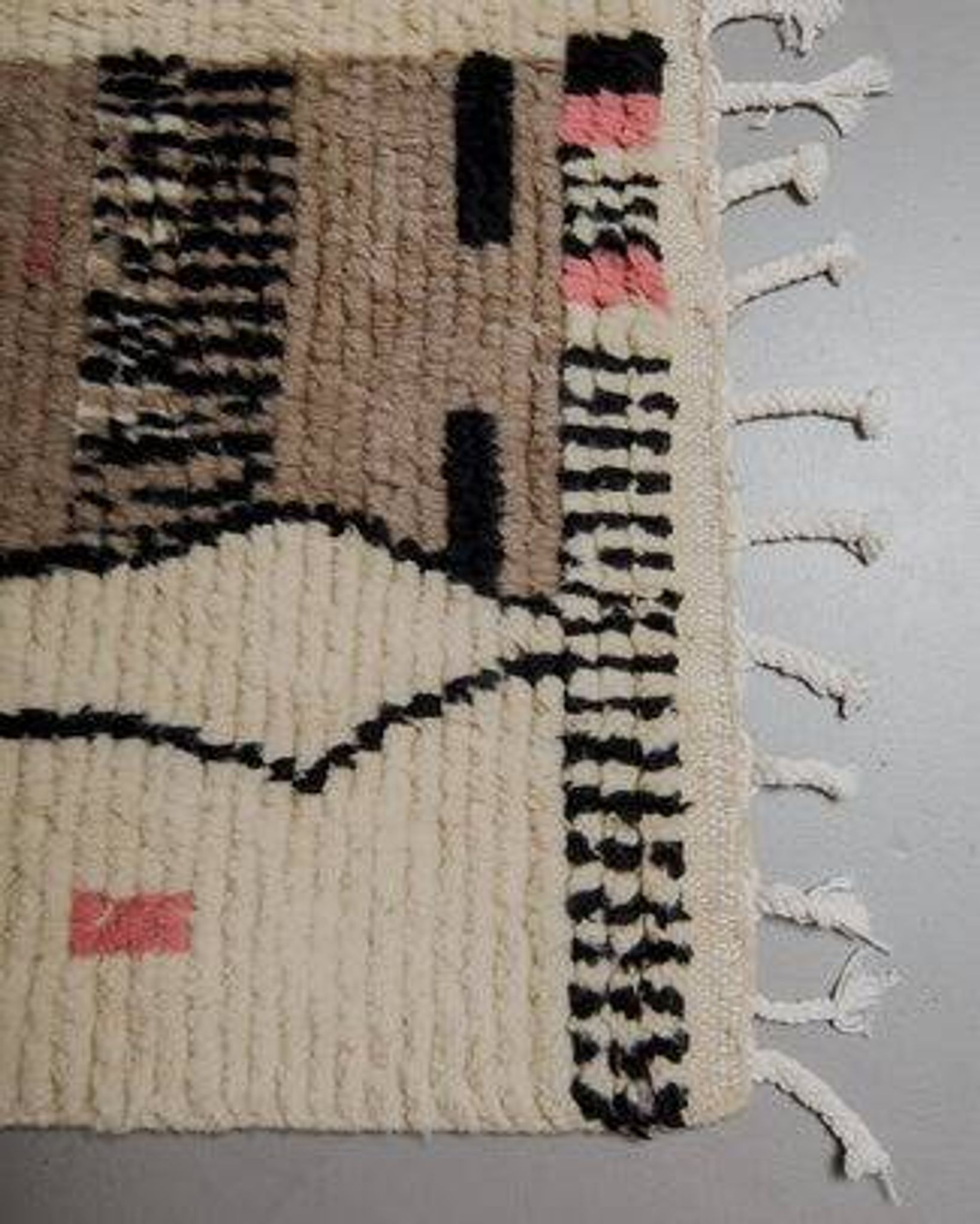 Wool rug 200cm x 100cm