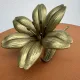 Fleur cendrier laiton massif années 60