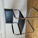 Cantilever bauhaus armchair