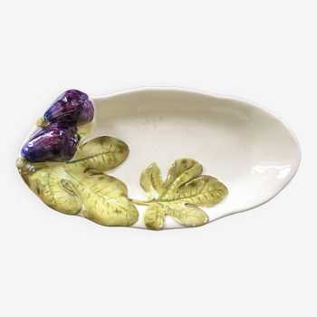 Oval dish with fig decoration
