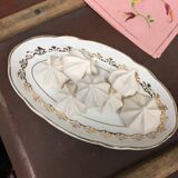 Ravier ancien de forme ovale de couleur blanc et or made in france sarreguemines