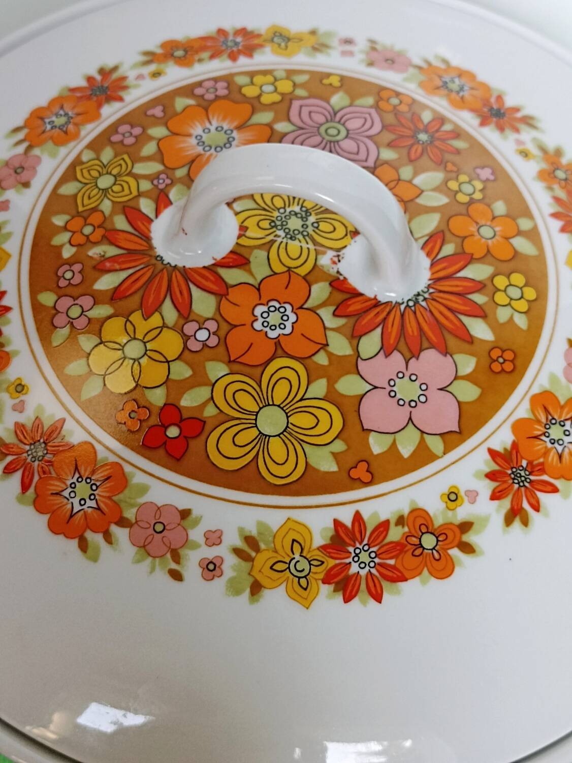 Soupière en porcelaine de Bavière